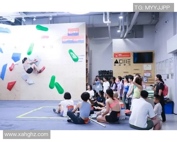 实时新闻上海滑板队在世界攀岩锦标赛中以90分稳居积分榜首位